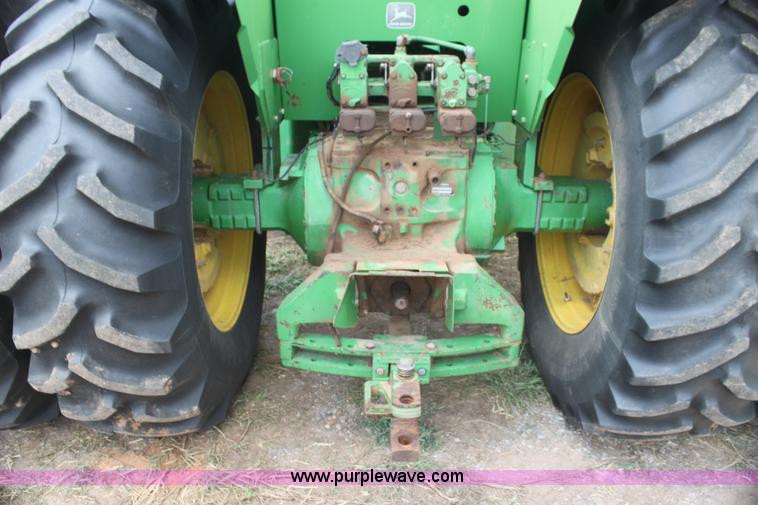 image for item I7334 1988 John Deere 8650 4WD tractor