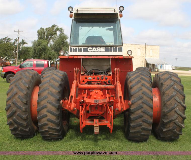 image for item I7337 1980 Case 4490 4WD tractor
