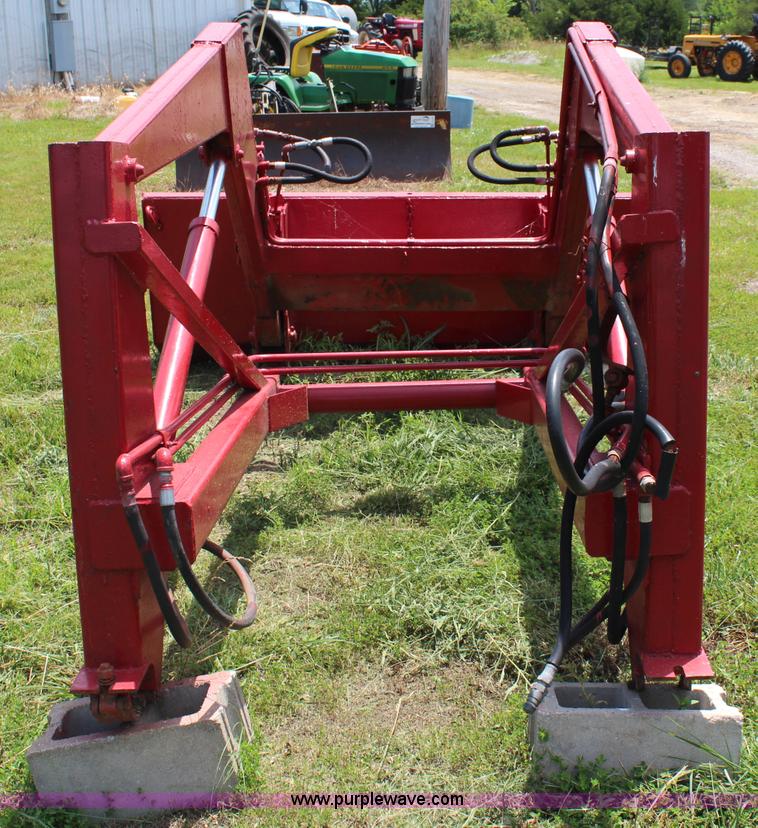 image for item J1116 Bush Hog loader