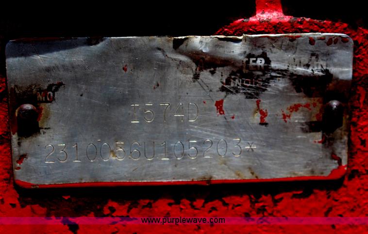 image for item J1163 1974 International 574 tractor