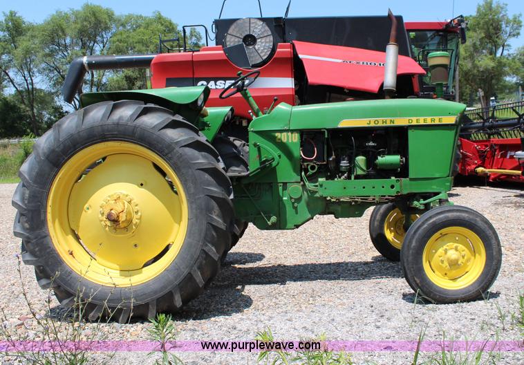 1962 John Deere 2010 tractor in Stanberry, MO Item J1201 sold