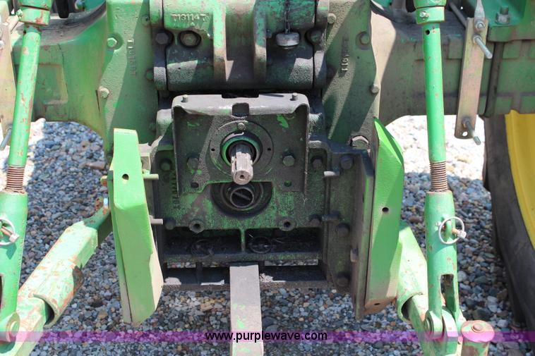 image for item J1201 1962 John Deere 2010 tractor