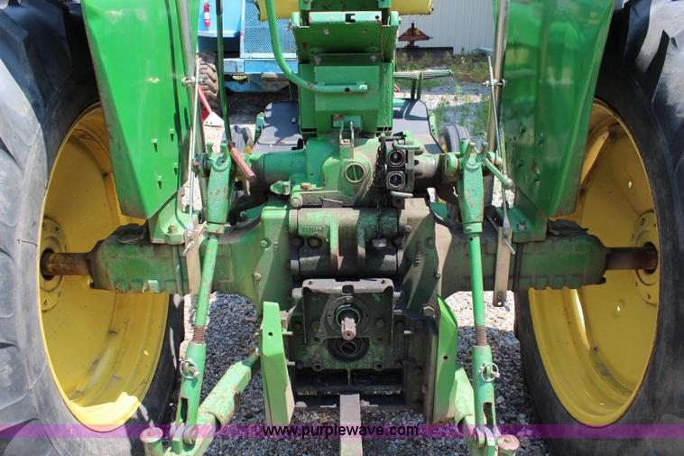 image for item J1201 1962 John Deere 2010 tractor