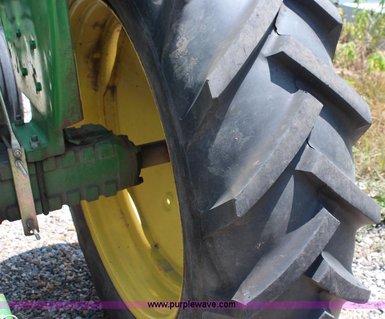 image for item J1201 1962 John Deere 2010 tractor