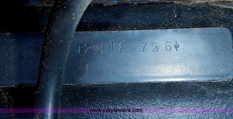 image for item J3170 1982 International 5488 tractor