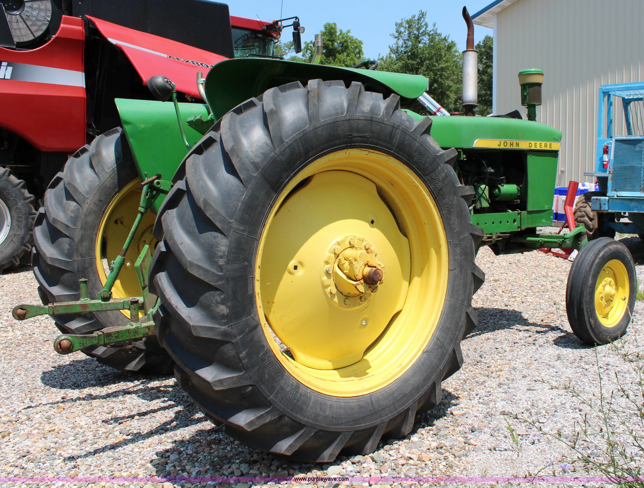 1962 John Deere 2010 tractor in Stanberry, MO Item J1201 sold