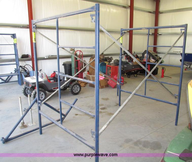 image for item AE9302 (5) sets of Metal Tech Safer Stack scaffolding