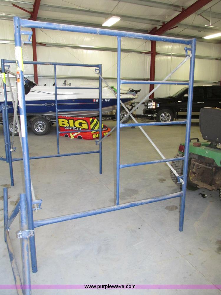 image for item AE9302 (5) sets of Metal Tech Safer Stack scaffolding