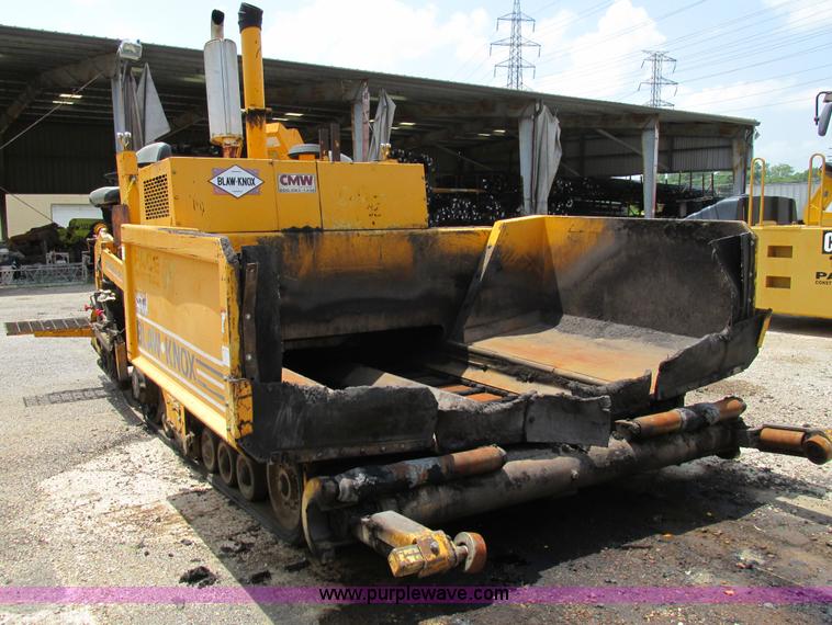 image for item AN9016 2001 Blaw-Knox PF4410 paver