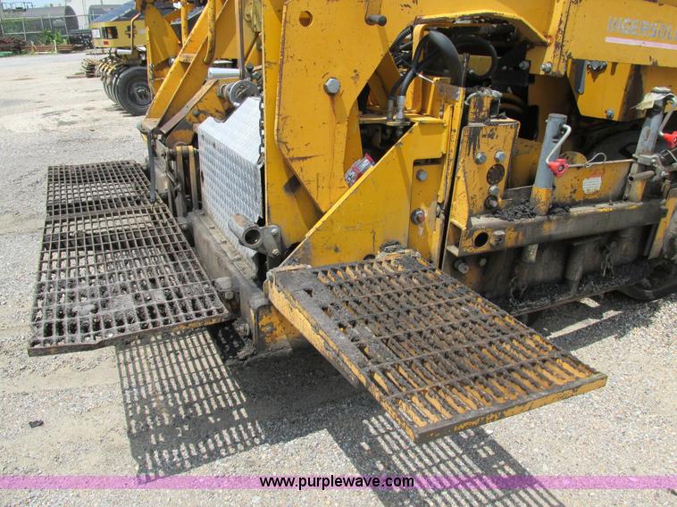 image for item AN9016 2001 Blaw-Knox PF4410 paver