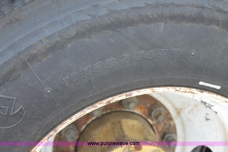 image for item C3884 1994 Gradall XL4100 rubber tire excavator
