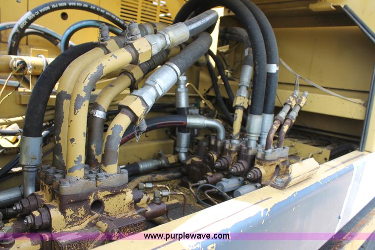 image for item C3884 1994 Gradall XL4100 rubber tire excavator