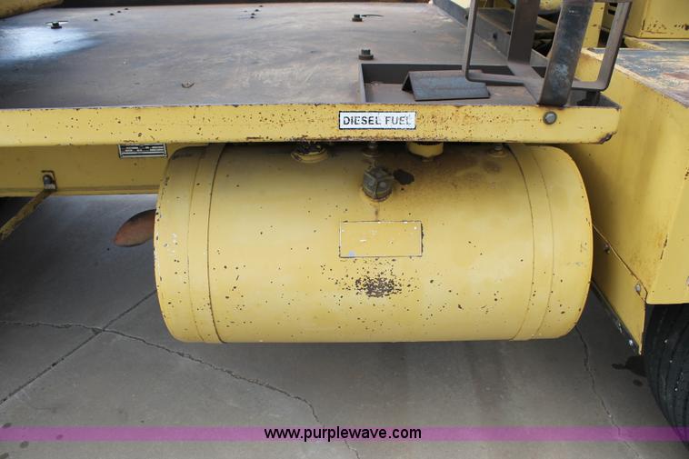 image for item C3884 1994 Gradall XL4100 rubber tire excavator