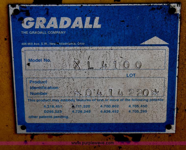 image for item C3884 1994 Gradall XL4100 rubber tire excavator