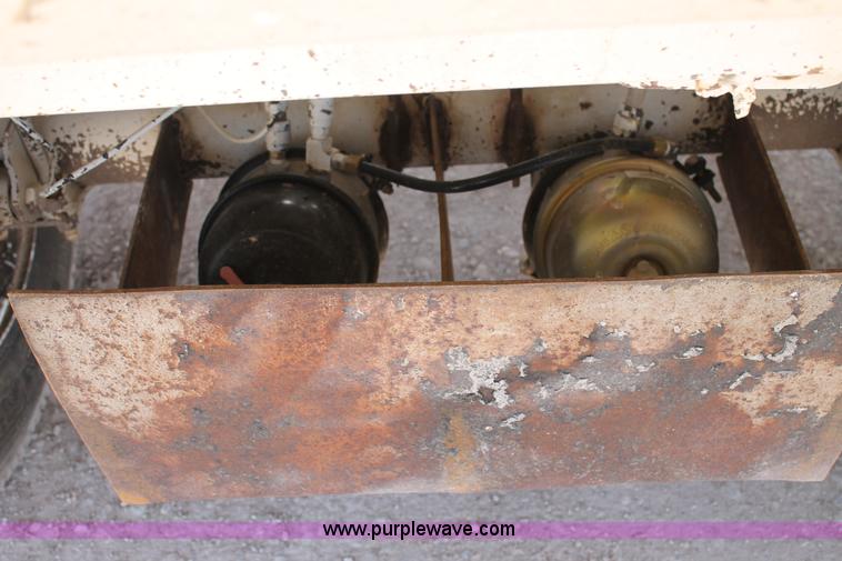 image for item C3885 2011 CTS BDT-40 belly dump trailer