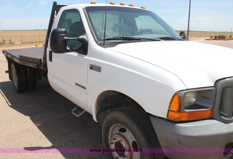 image for item C3886 1999 Ford F550 Super Duty flatbed truck