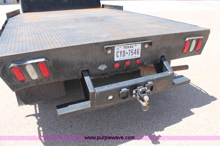 image for item C3886 1999 Ford F550 Super Duty flatbed truck