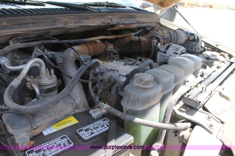 image for item C3886 1999 Ford F550 Super Duty flatbed truck