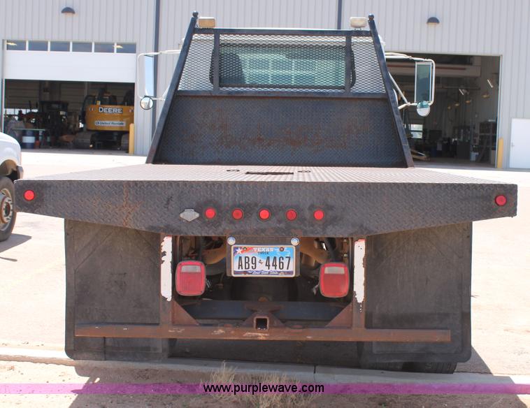 image for item C3887 1997 International 4700 flatbed truck
