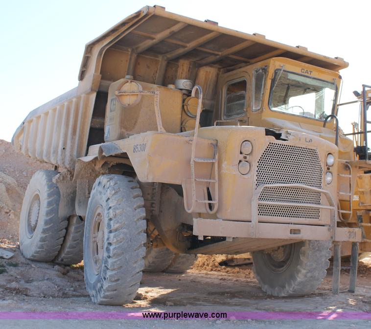 image for item C3890 1977 Caterpillar 769B haul truck