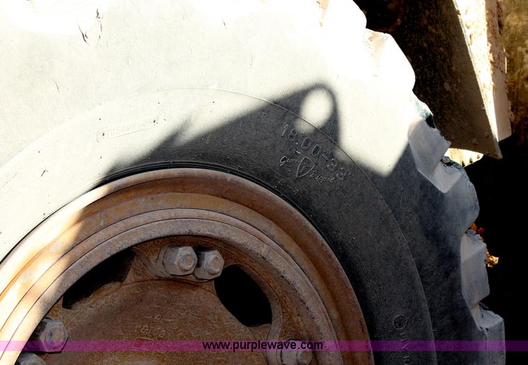 image for item C3890 1977 Caterpillar 769B haul truck