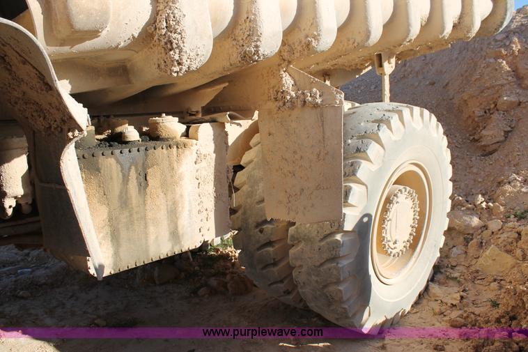 image for item C3890 1977 Caterpillar 769B haul truck