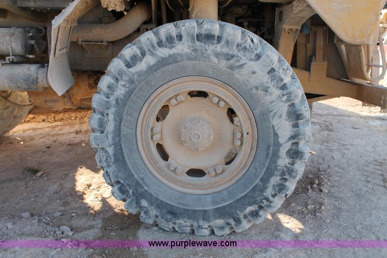 image for item C3890 1977 Caterpillar 769B haul truck