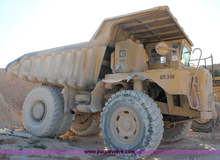 image for item C3890 1977 Caterpillar 769B haul truck