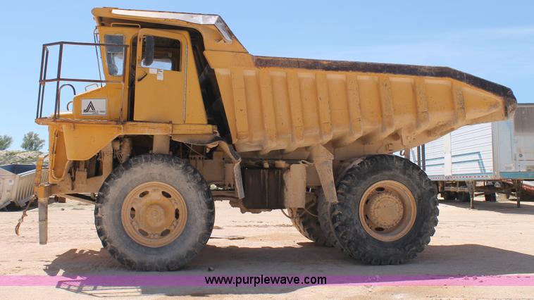 image for item C3890 1977 Caterpillar 769B haul truck