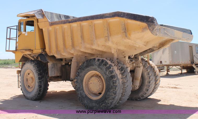 image for item C3890 1977 Caterpillar 769B haul truck