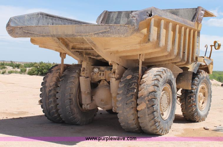 image for item C3890 1977 Caterpillar 769B haul truck