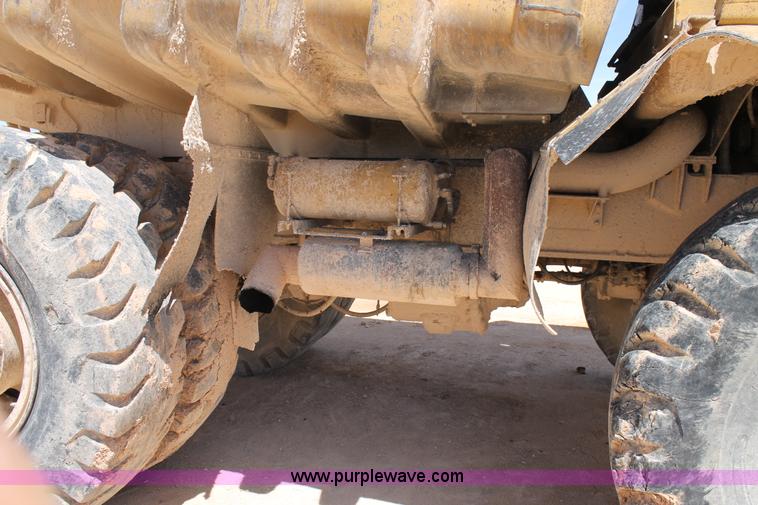 image for item C3890 1977 Caterpillar 769B haul truck
