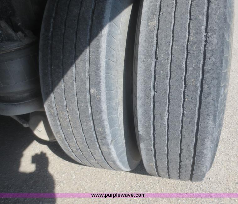 image for item D2102 1993 Kenworth T600 dump truck