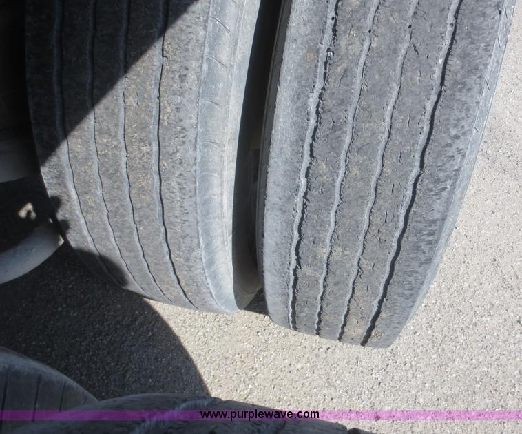 image for item D2102 1993 Kenworth T600 dump truck