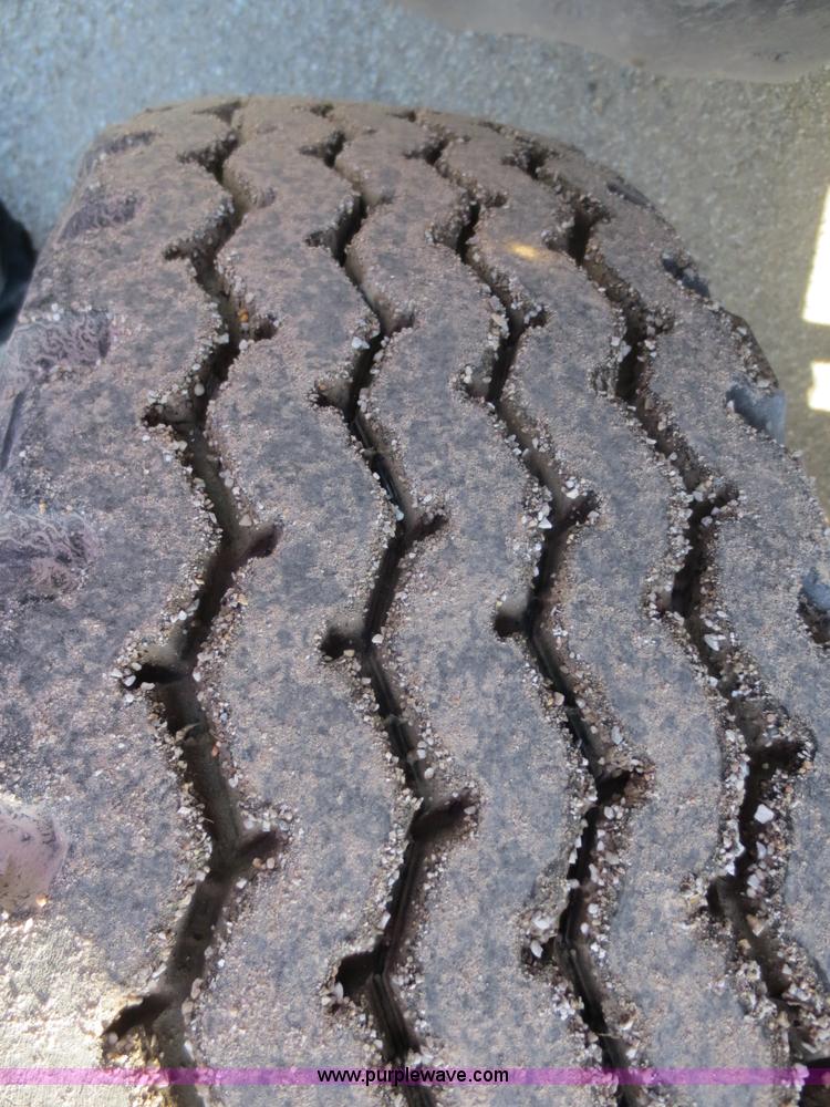 image for item D2102 1993 Kenworth T600 dump truck