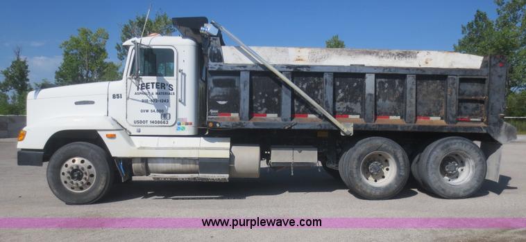 image for item D2103 1991 Freightliner FLD dump truck