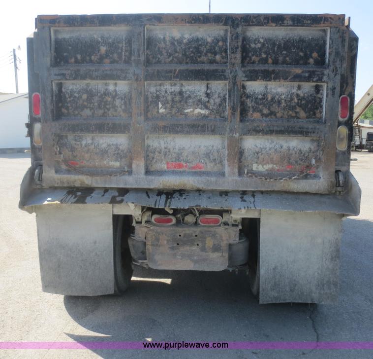 image for item D2103 1991 Freightliner FLD dump truck