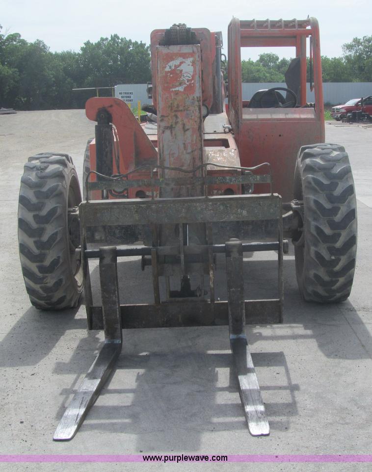 image for item F3501 2005 SkyTrak 8042 telehandler