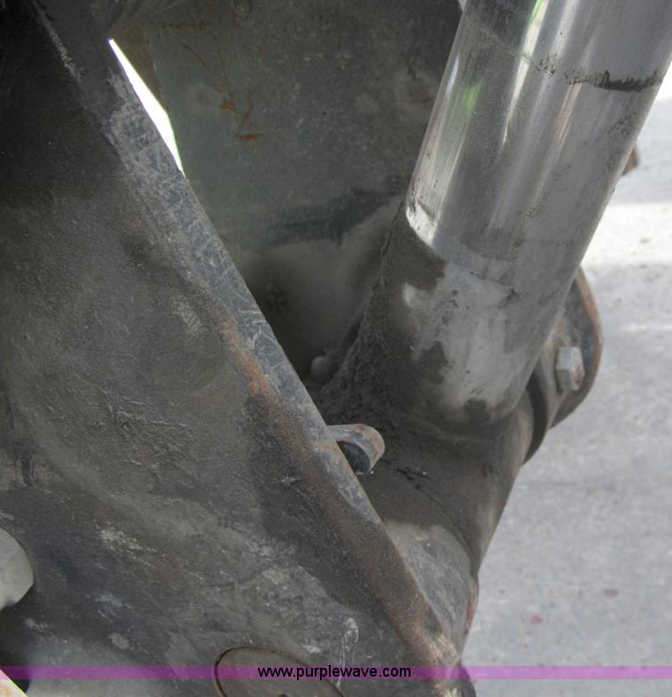 image for item F3501 2005 SkyTrak 8042 telehandler