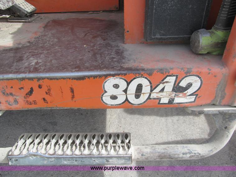 image for item F3501 2005 SkyTrak 8042 telehandler