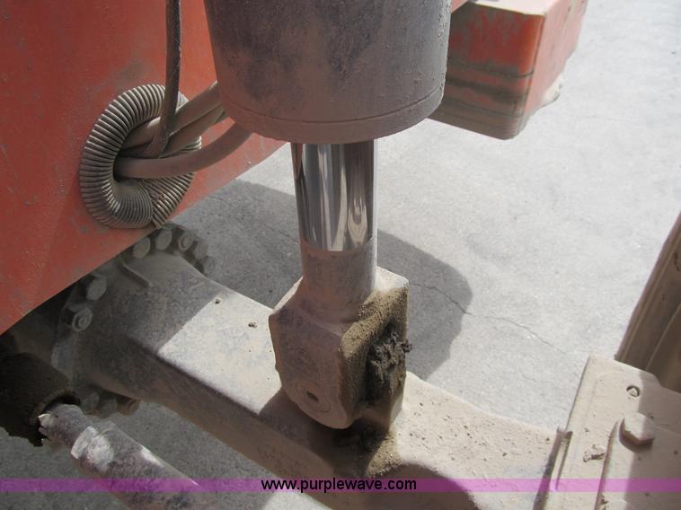 image for item F3501 2005 SkyTrak 8042 telehandler