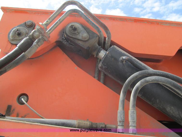 image for item F3501 2005 SkyTrak 8042 telehandler