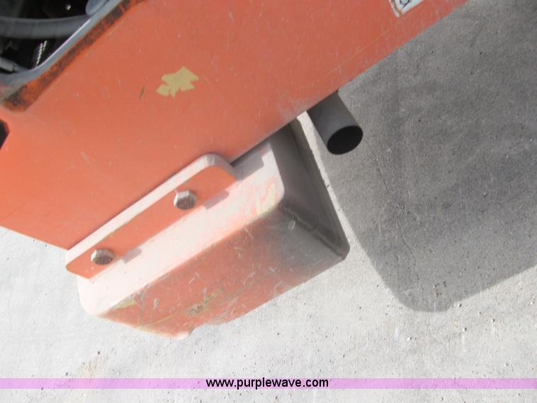 image for item F3501 2005 SkyTrak 8042 telehandler