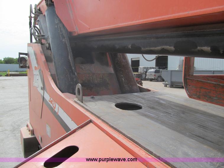 image for item F3501 2005 SkyTrak 8042 telehandler