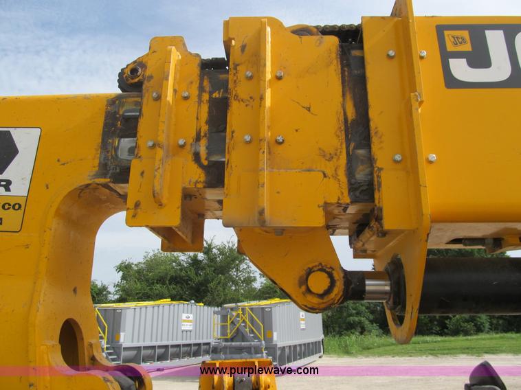 image for item F3502 2012 JCB 510-56 telehandler