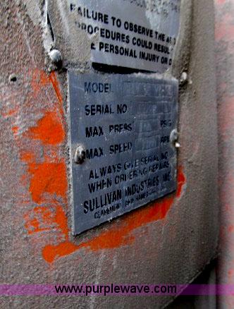 image for item F4933 Sullivan D900Q7SCE self-contained air track drill