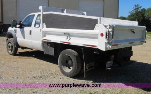 image for item F4944 2008 Ford F550 SuperCab dump bed truck