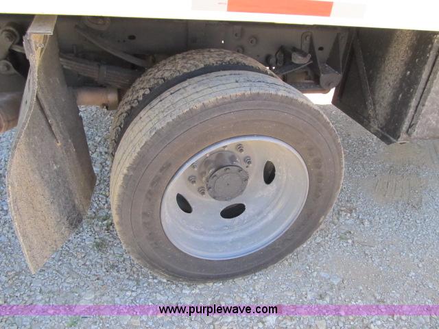 image for item F4944 2008 Ford F550 SuperCab dump bed truck
