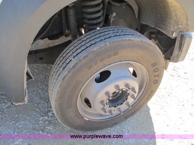 image for item F4944 2008 Ford F550 SuperCab dump bed truck