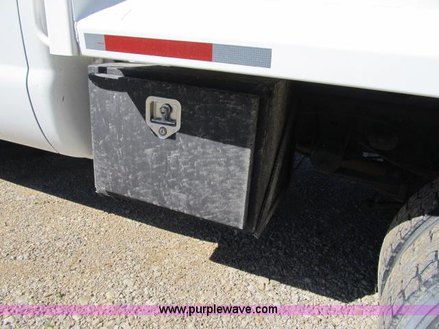 image for item F4944 2008 Ford F550 SuperCab dump bed truck